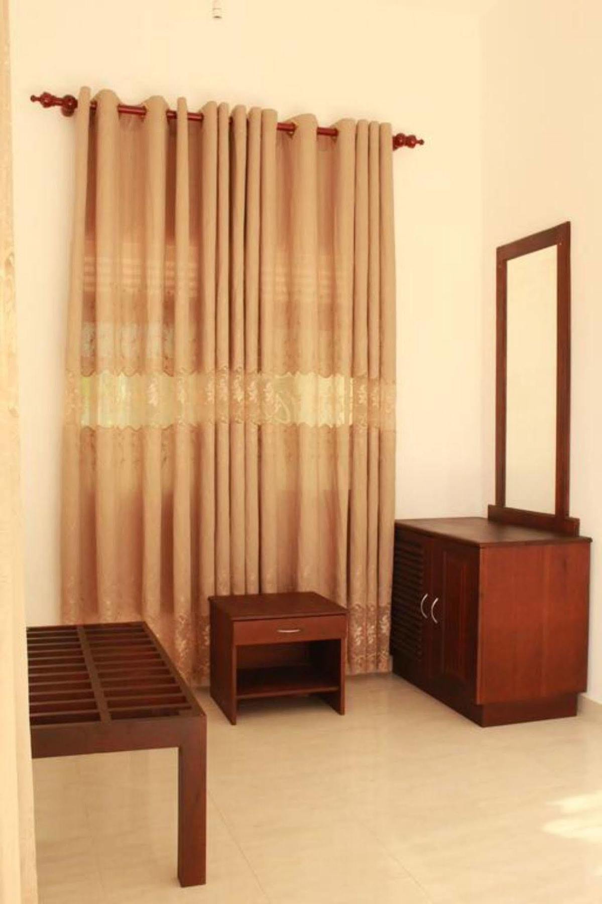 טיסמהרמה Pearl City Hotel מראה חיצוני תמונה