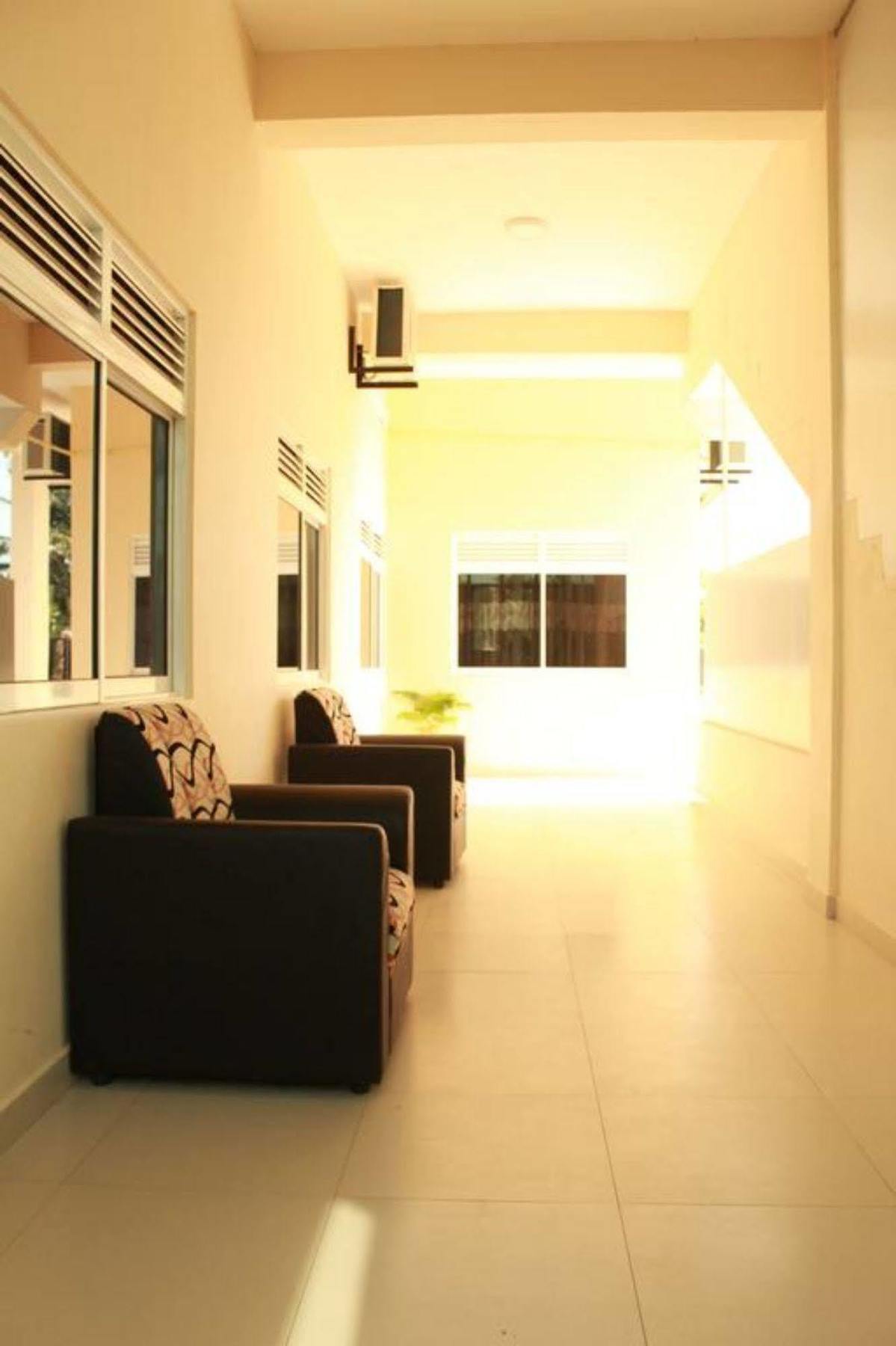 טיסמהרמה Pearl City Hotel מראה חיצוני תמונה